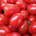 トマトの実が割れる・腐る・落ちる？原因と栽培のポイントとは